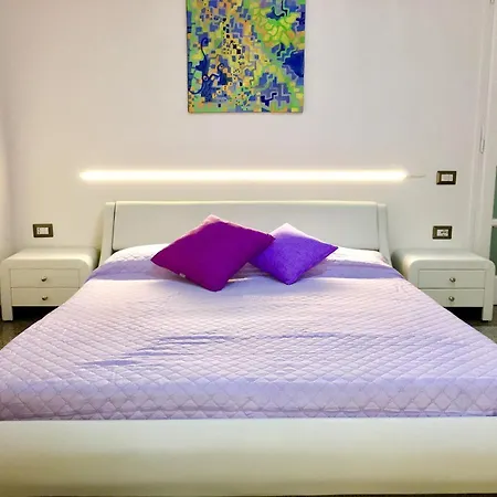 Apartment Matrimoniale Privata In Condivisibile
